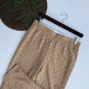 NWT Chico’s  size 0.5 pull on lace  pants. Camel color